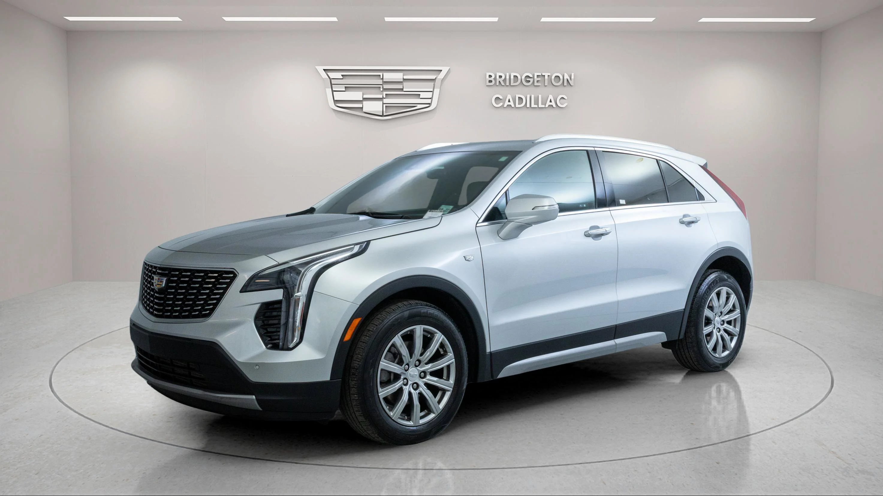 Used 2022 Radiant Silver Metallic Cadillac AWD Premium Luxury image 3