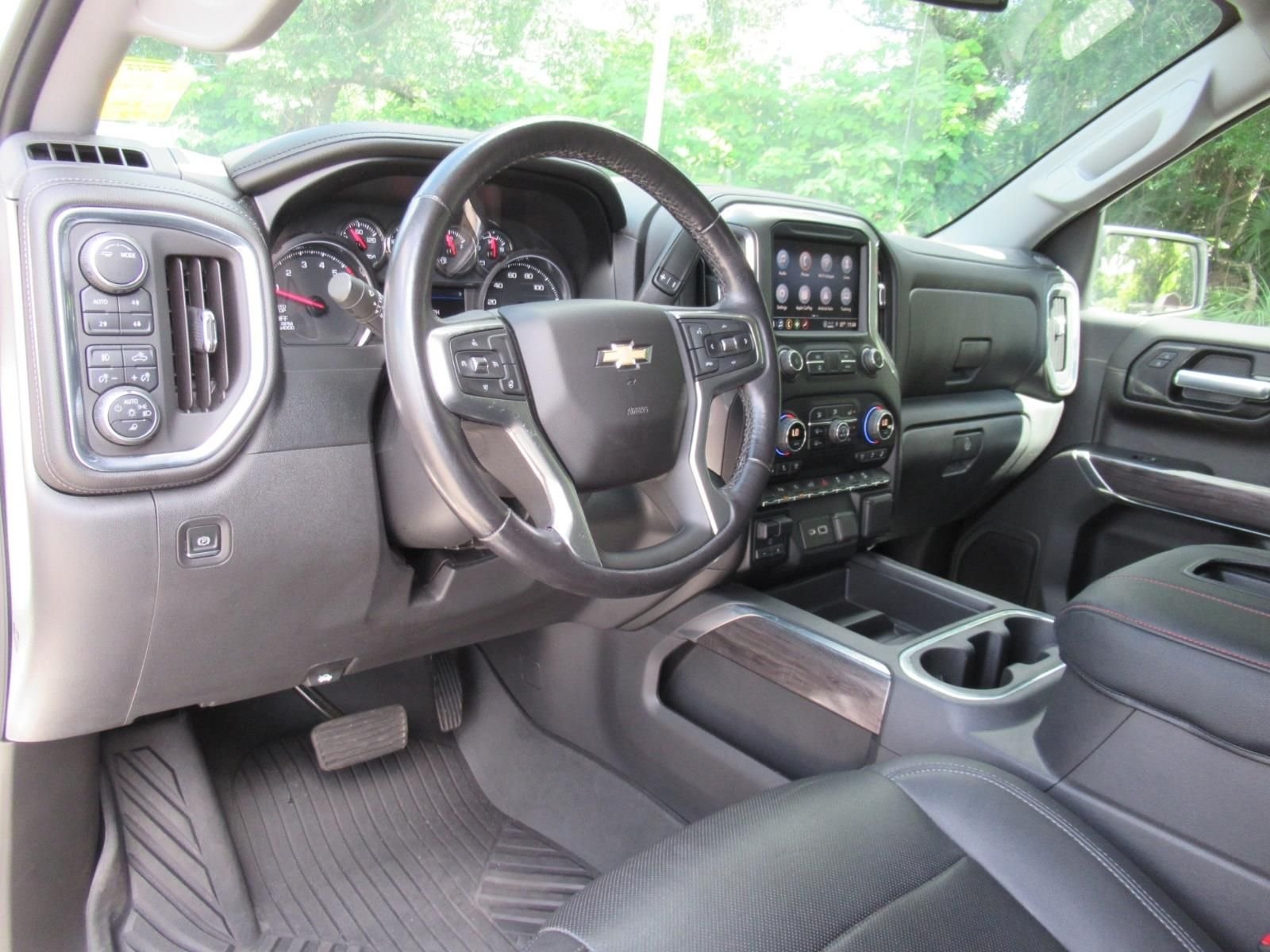 Used 2021 White Chevrolet LTZ image 17