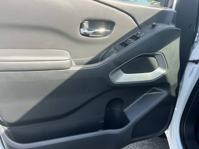 New 2027  Nissan SV image 21