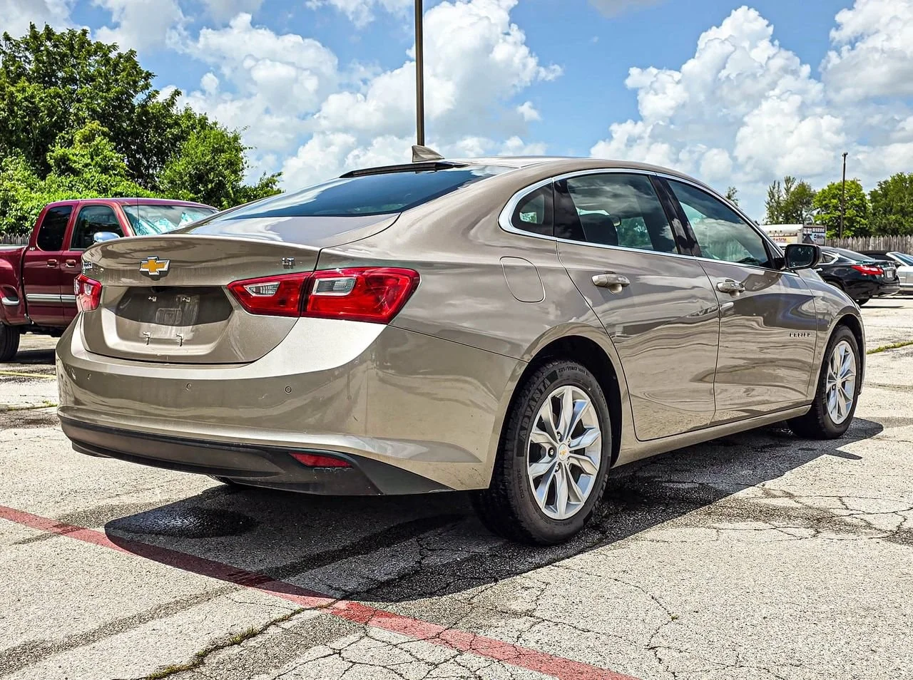 Used 2024 Mineral Gray Metallic Chevrolet 1LT image 5