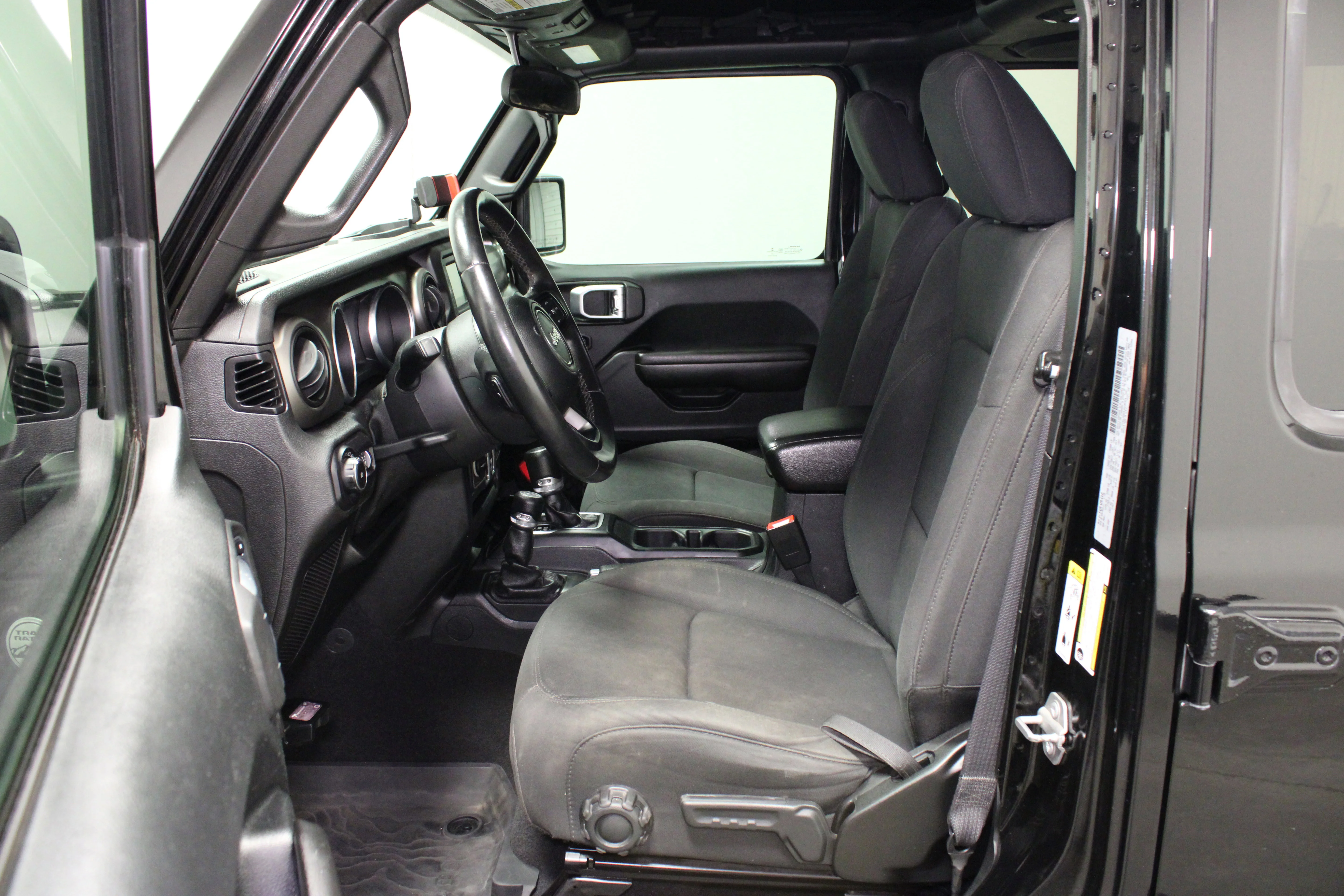 Used 2018 Black Clearcoat Jeep Sport image 14