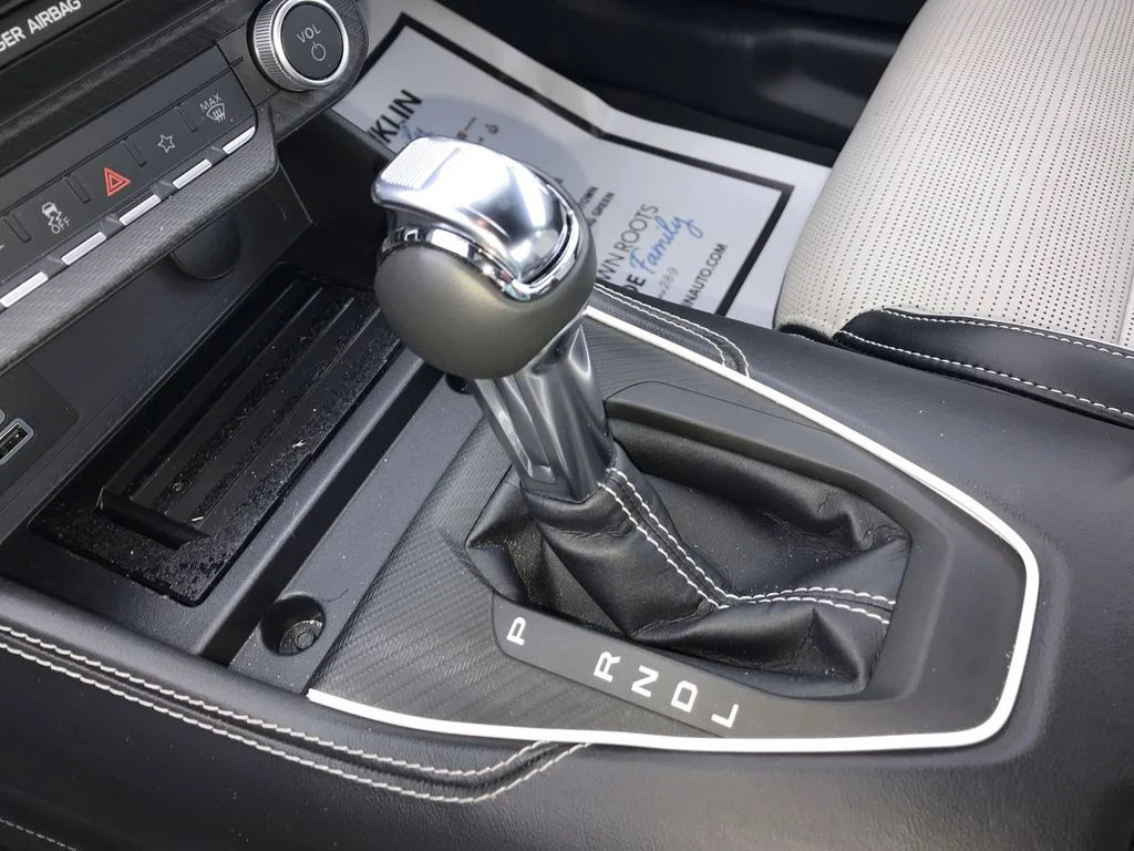 Used 2024 Blue Ford EcoBoost Premium image 19