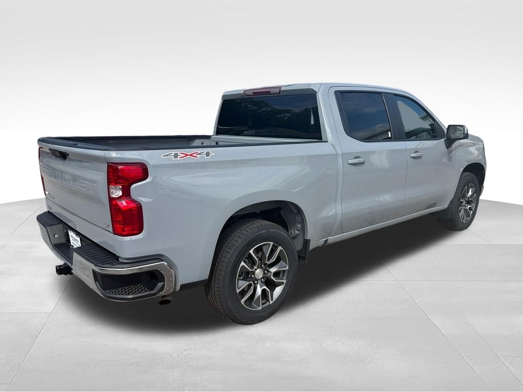 Used 2024 Gray Chevrolet LT image 5
