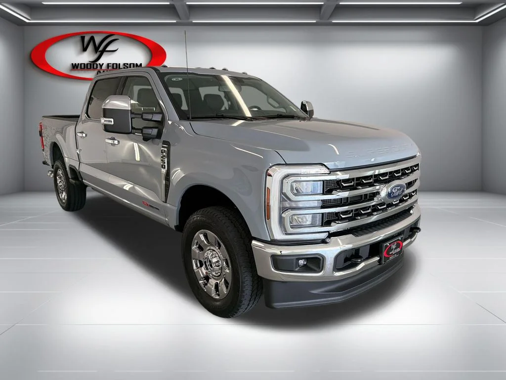 New 2026 Glacier Gray Metallic Tri-Coat Ford F-250® Lariat® image 3