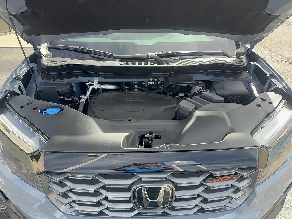 New 2026 Sonic Gray Pearl Honda TrailSport image 16