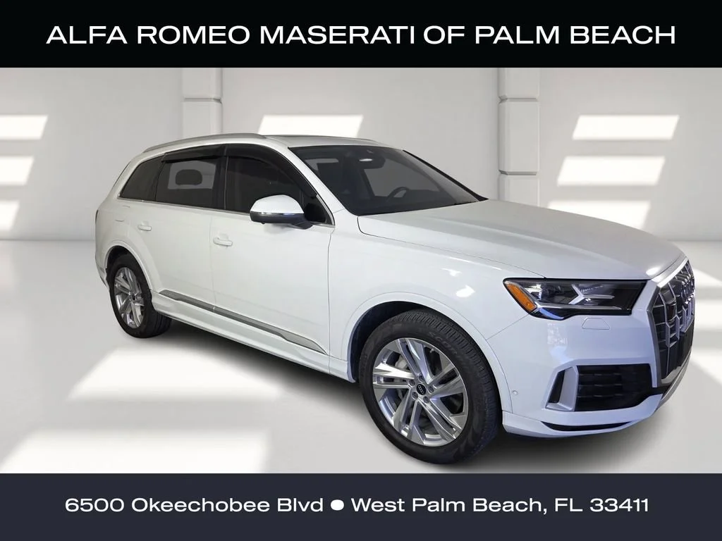2023 Audi Q7 55 Premium Plus quattro Tiptronic's photo