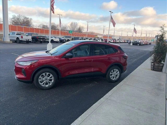New 2026 Rapid Red Metallic Tinted Clearcoat Ford Active® image 36