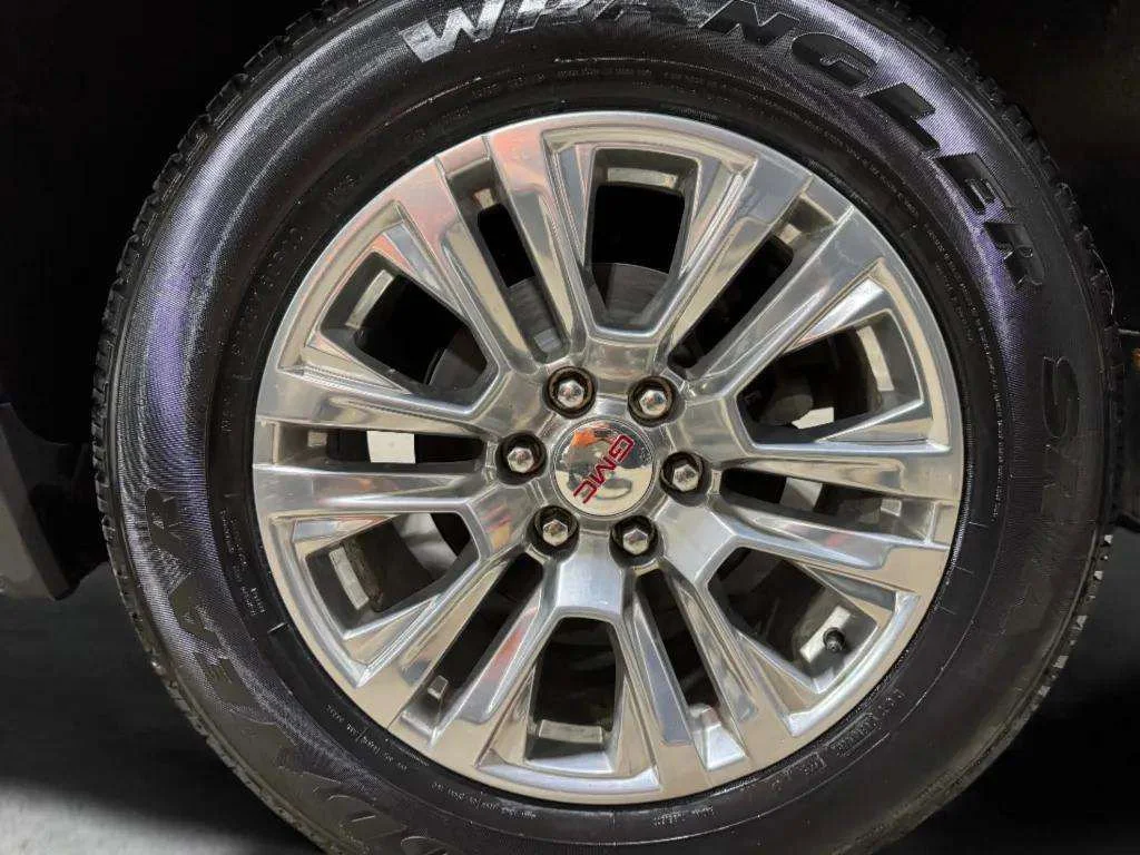 Certified Used 2022 White Frost Tricoat GMC Denali image 35