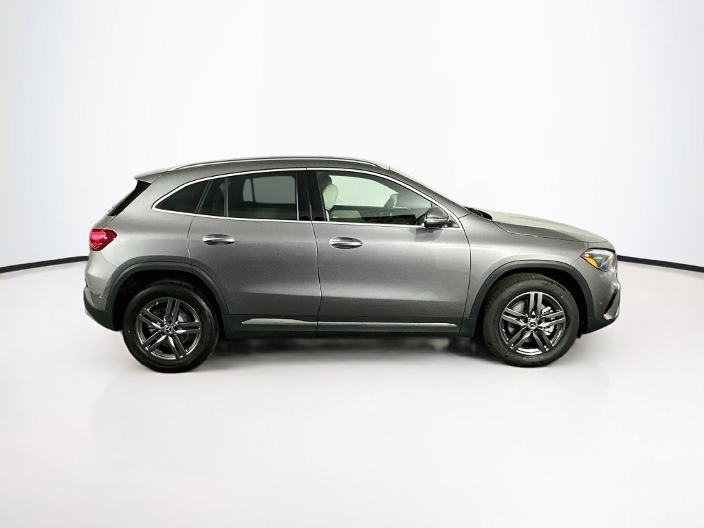 New 2026 Mountain Grey Metallic Mercedes-Benz GLA 250 image 37
