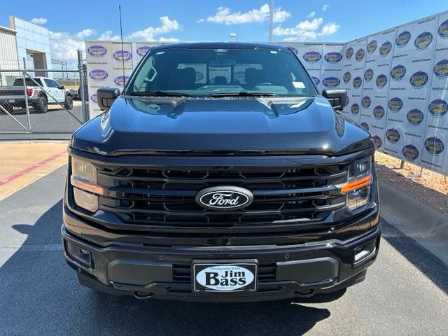 New 2026 Agate Black Metallic Ford XLT image 3