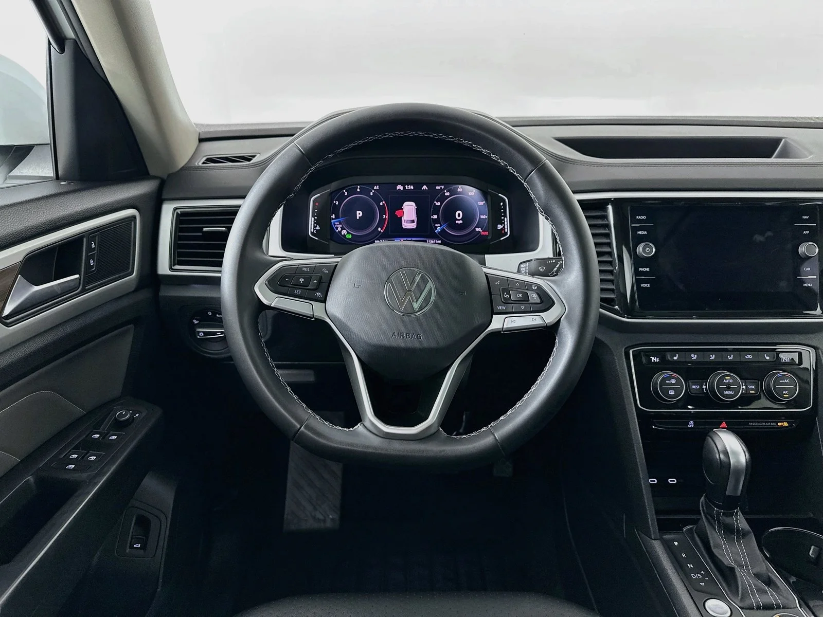 Used 2023 White Volkswagen  image 15
