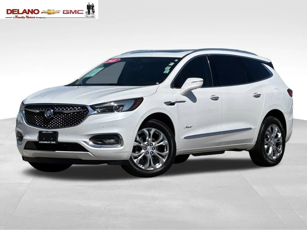 Used 2021 WHITE FROST TRICOAT Buick Avenir image 1