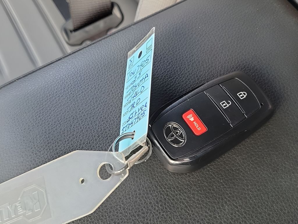 2025 Toyota Tacoma TRD Off Road - Photo 37