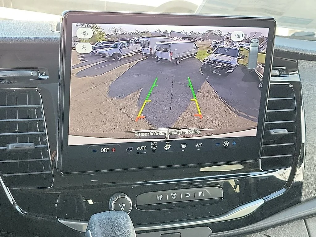 2025 Ford Transit Passenger Van XLT - Photo 15