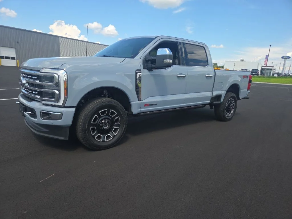 Used 2024 Gray Ford Platinum image 4
