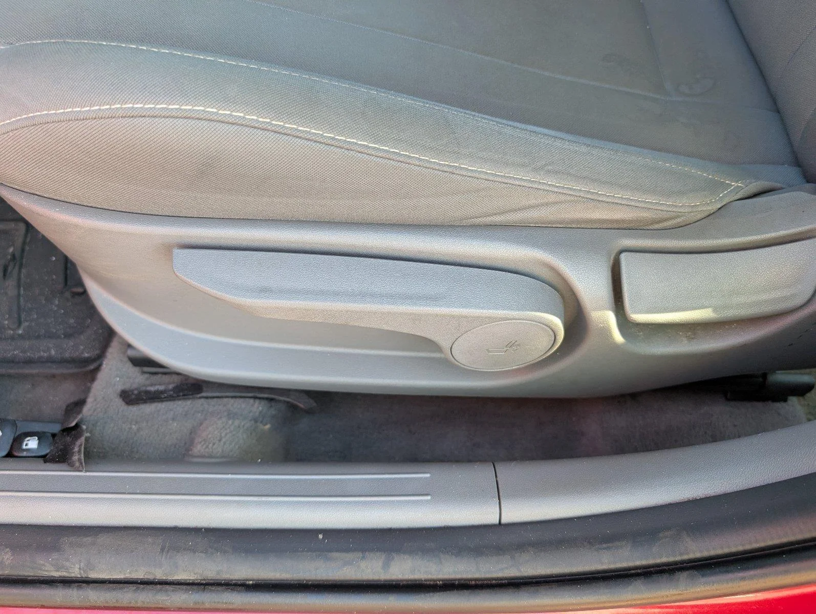 Used 2022 Scarlet Red Pearl Hyundai Blue image 15