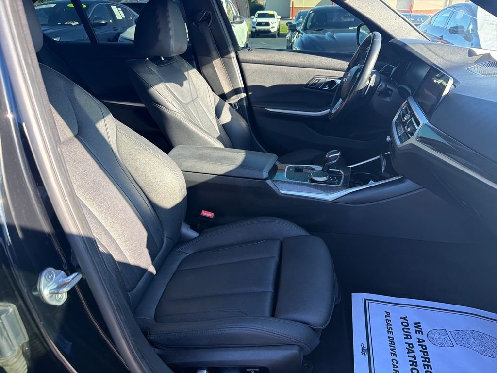 Used 2020 Black BMW 330i image 14