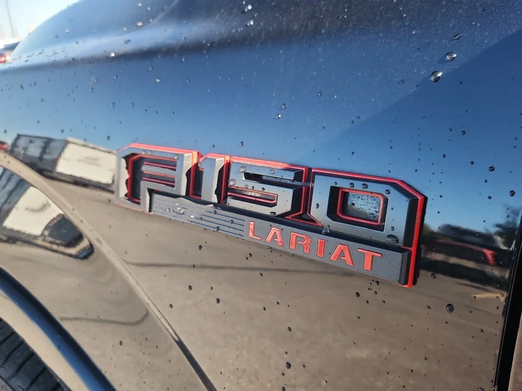 Used 2020 Black Ford Lariat image 18