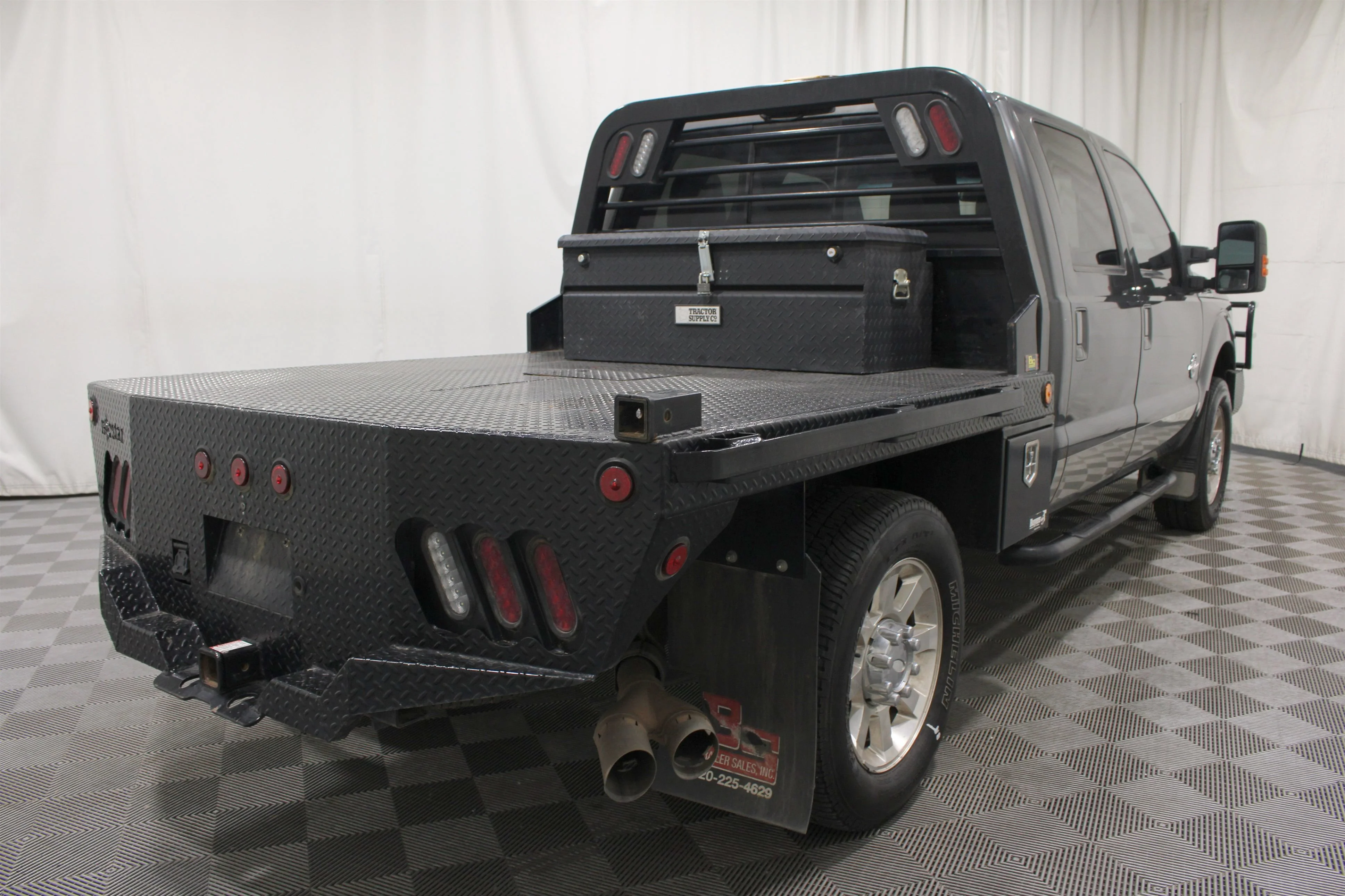 Used 2016 Shadow Black Ford Lariat image 31