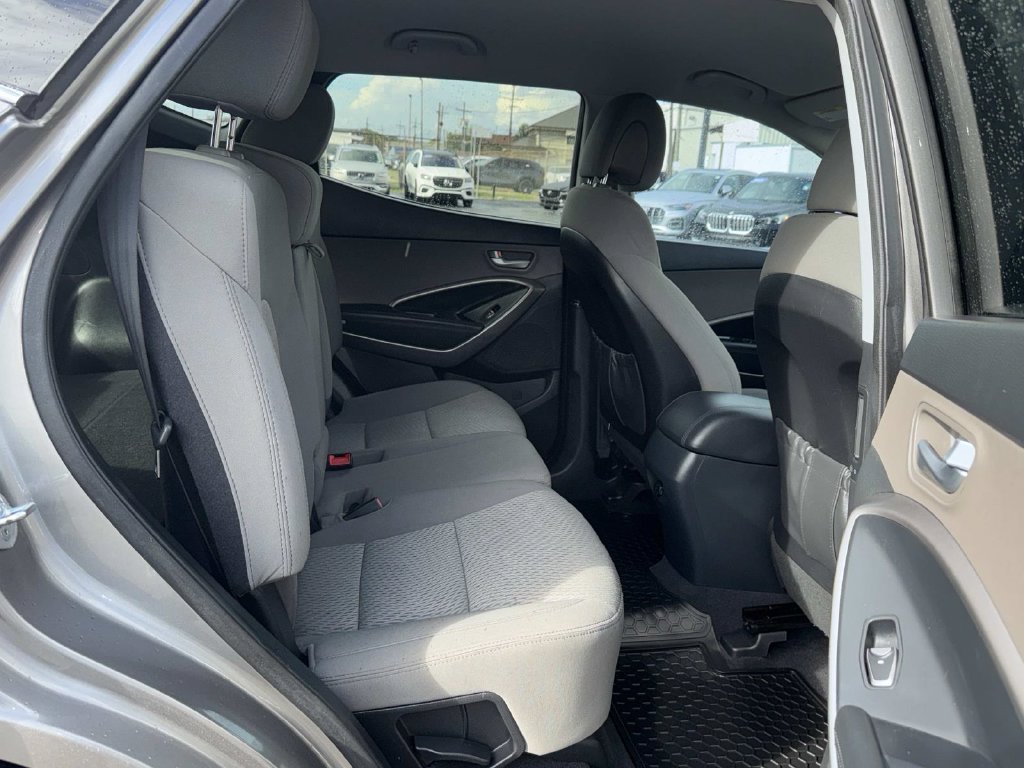 Used 2016 Gray Hyundai 2.4 Base image 7