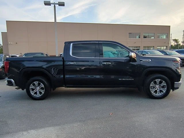 Used 2025 Silver GMC SLT image 4