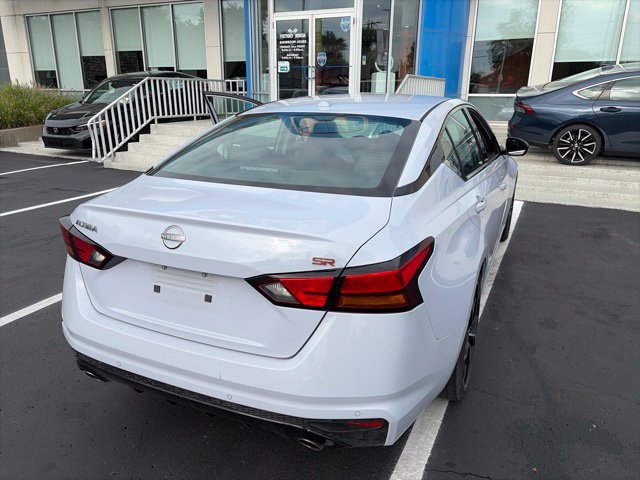 Used 2025 Gray Sky Pearl Nissan 2.5 SR image 2