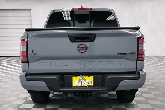 Used 2024 Boulder Gray Pearl Nissan PRO-4X image 5