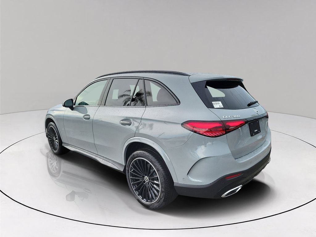 New 2027 MANUFAKTUR Alpine Grey Mercedes-Benz GLC 300 image 4