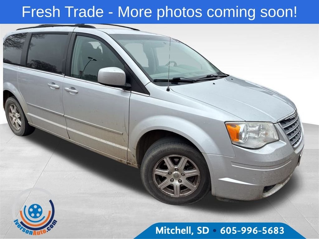 2009 Chrysler Town & Country Touring