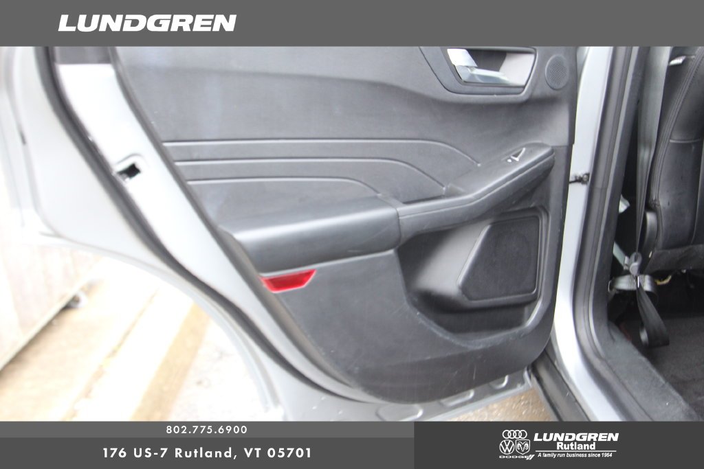 Used 2022 Silver Ford SEL image 16