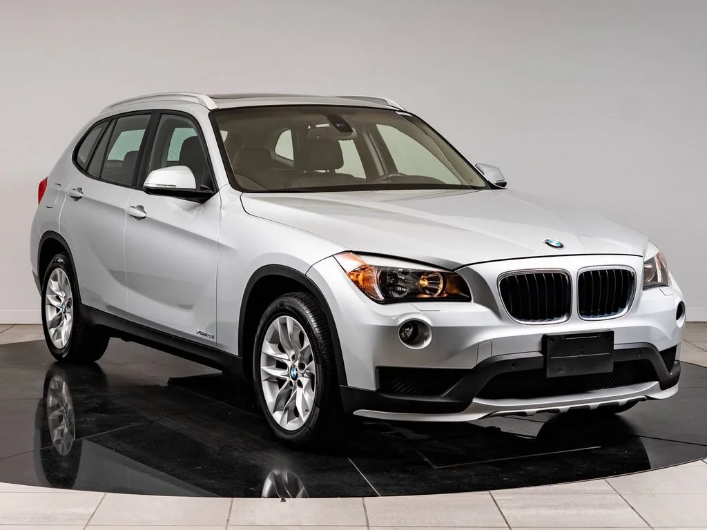 Used 2015 Glacier Silver Metallic BMW xDrive28i image 12