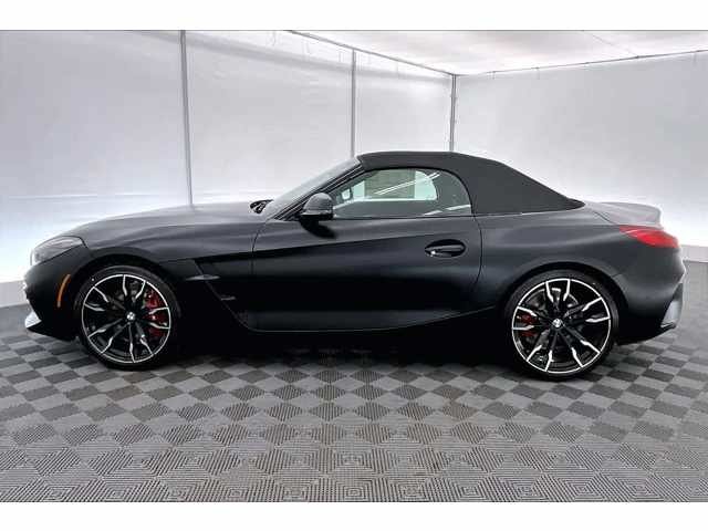 New 2026 Frozen Black II Metallic BMW sDrive M40i image 3