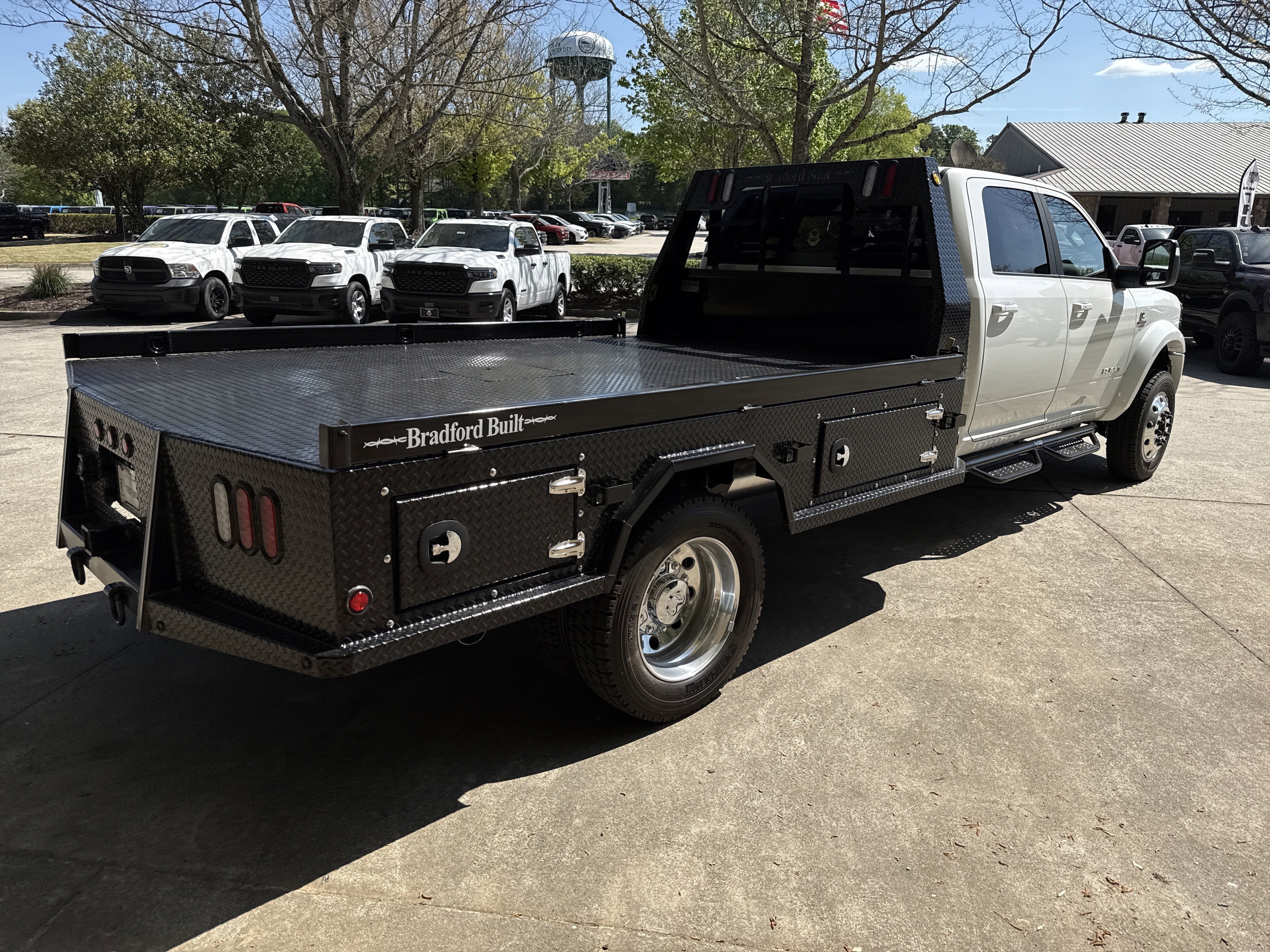 New 2026 Bright White Clearcoat RAM Big Horn image 7