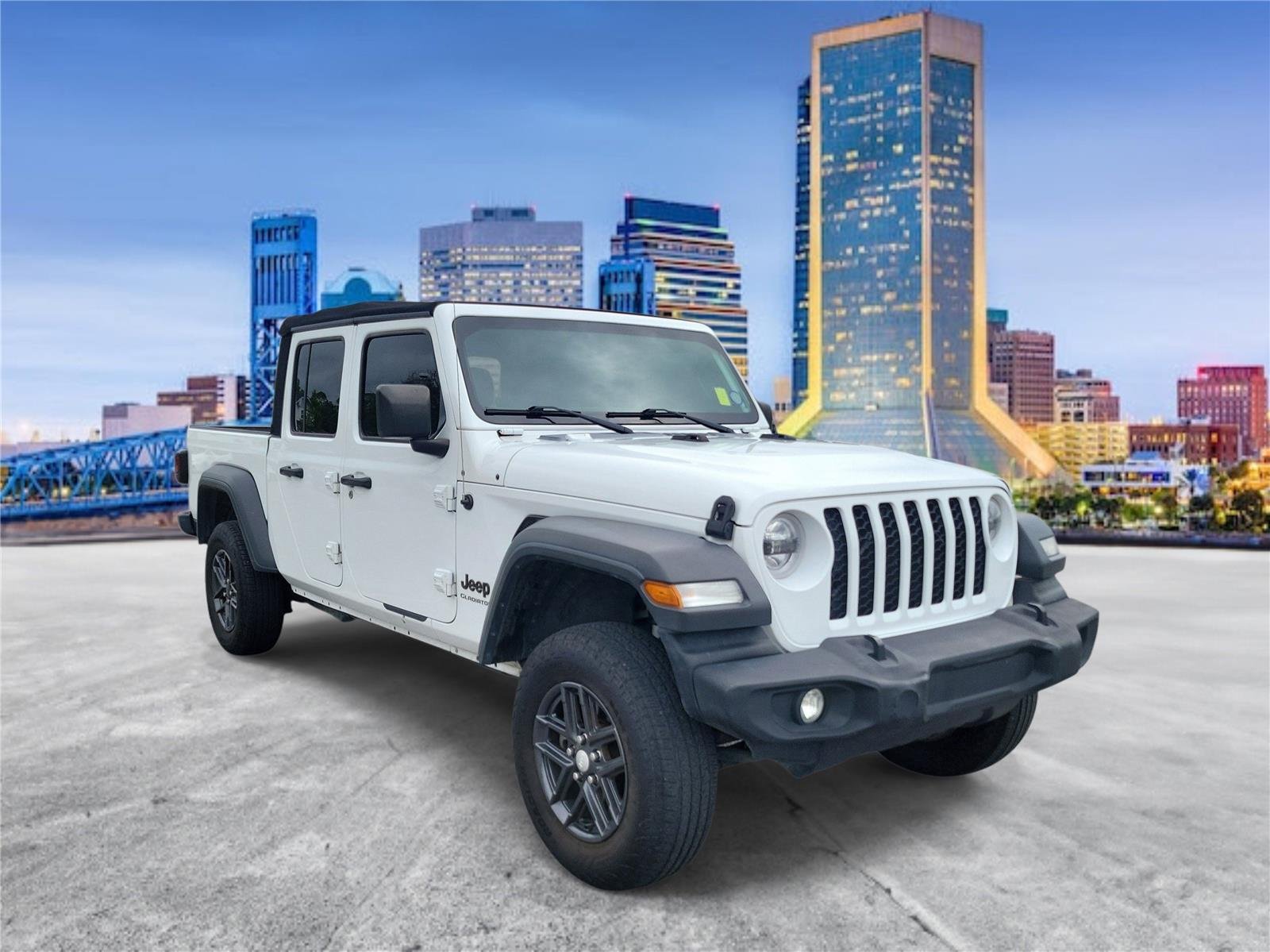 Used 2020 Bright White Clearcoat Jeep Sport S image 4