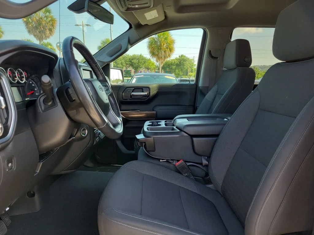 Used 2021 Silver Chevrolet RST image 14
