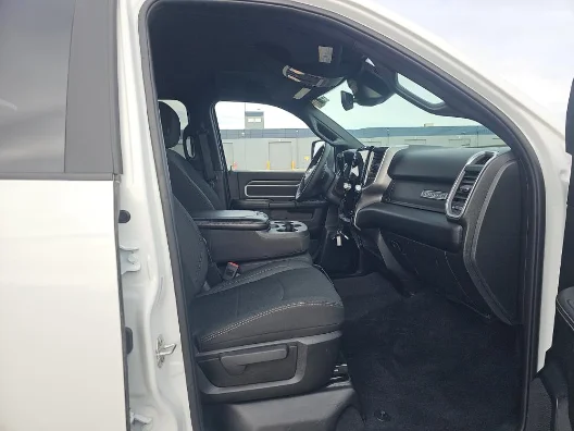 Used 2025 White Ram Big Horn image 2