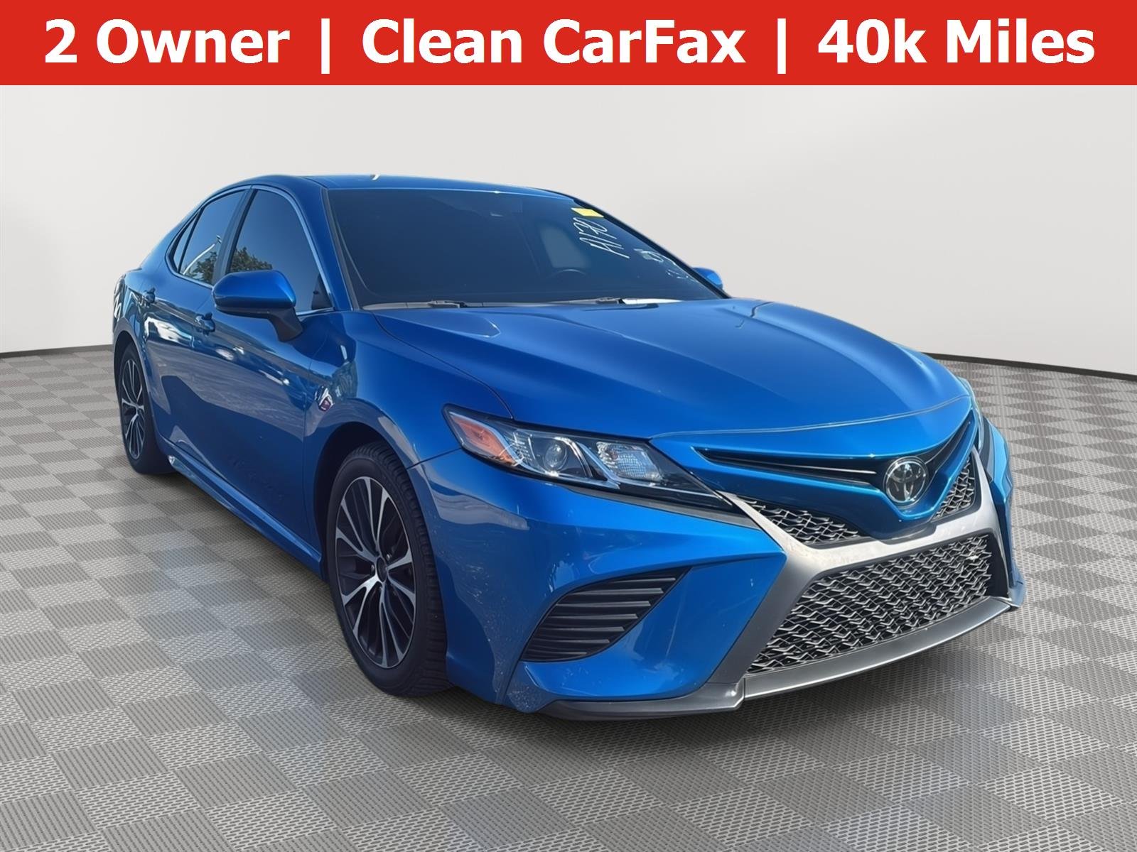 Used 2019 Blue Streak Metallic Toyota SE image 1