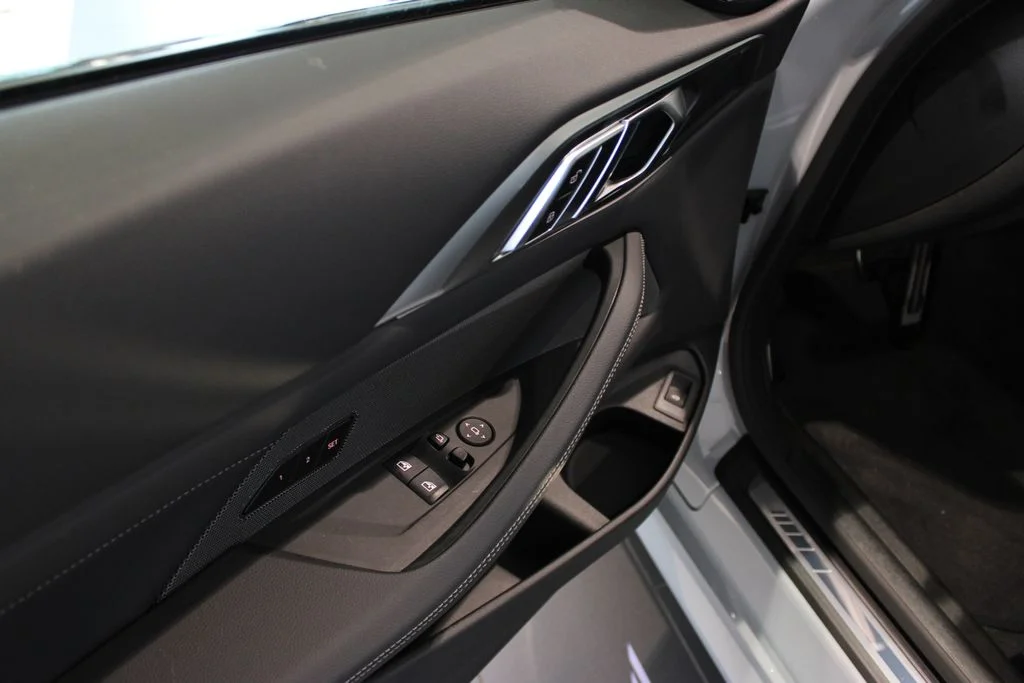2026 BMW 4 Series M440i - Photo 34