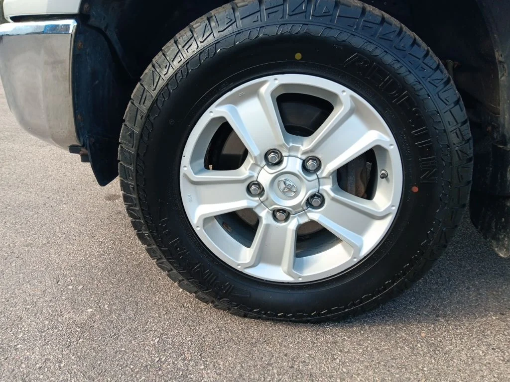 Used 2016 Silver Sky Metallic Toyota SR5 image 12