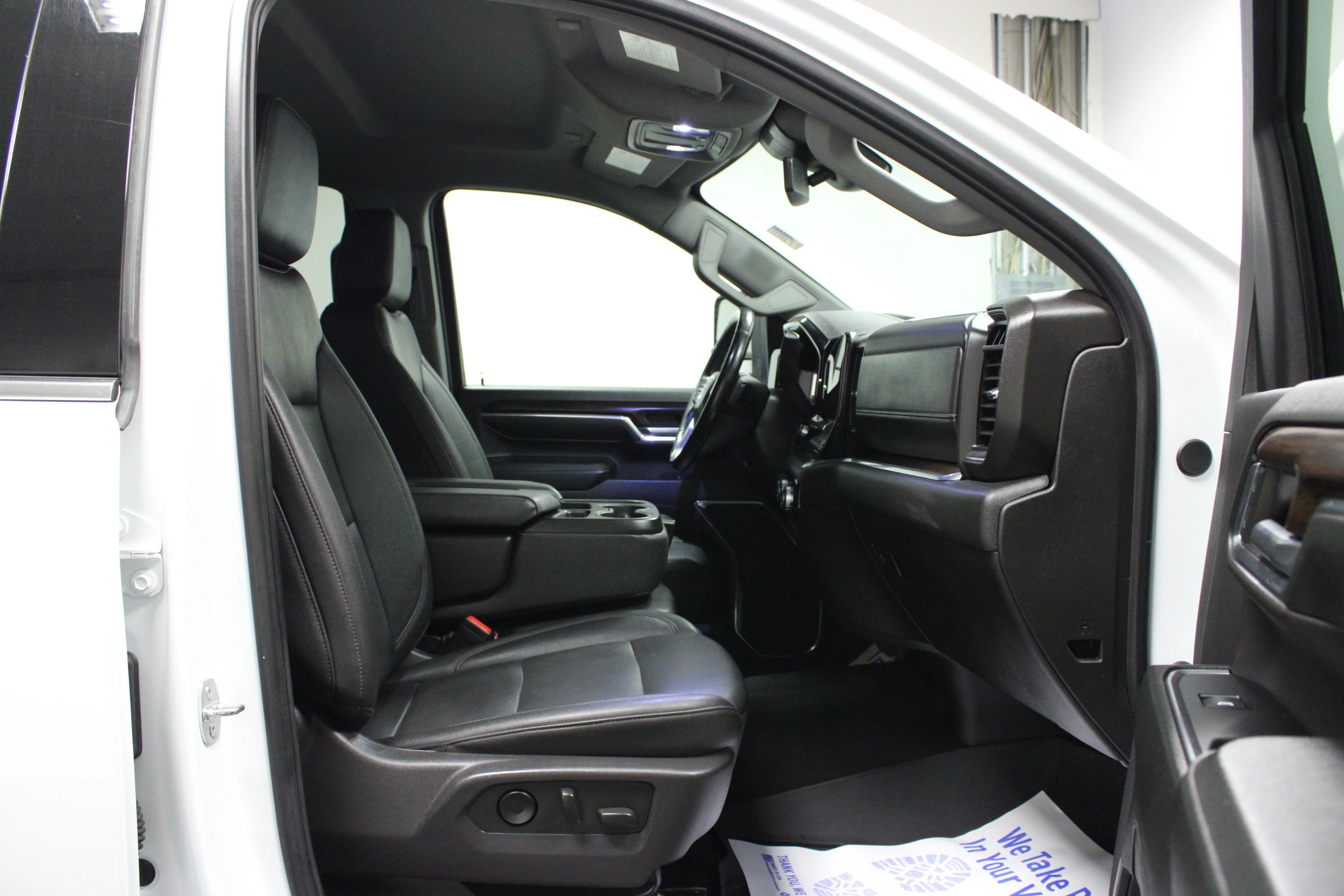 Used 2024 Summit White GMC SLT image 16