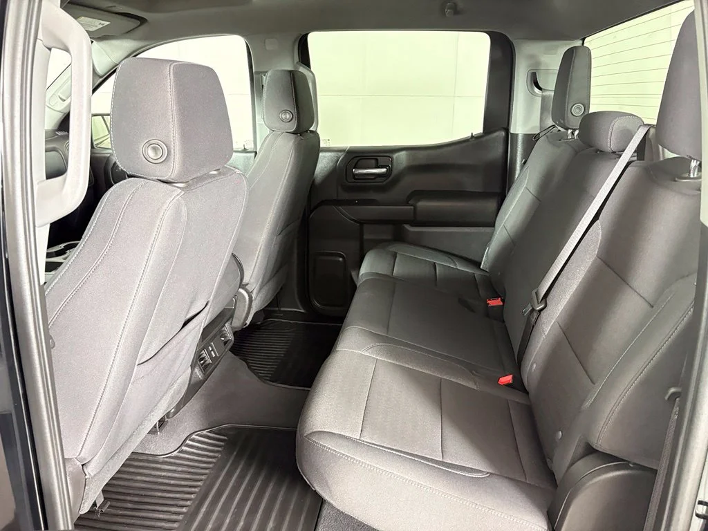 Used 2024 Black Chevrolet Custom image 39