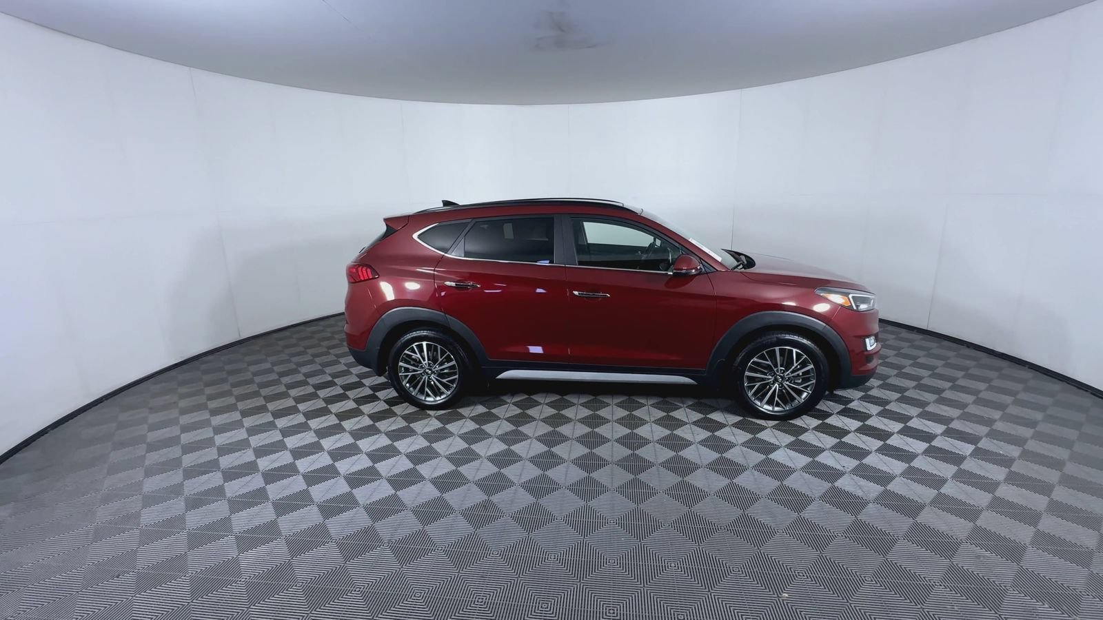 Used 2020 Gemstone Red Hyundai Ultimate image 9