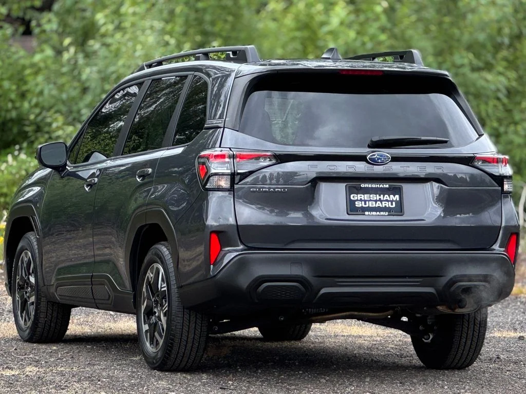 Used 2025 Magnetite Gray Metallic Subaru Premium image 5