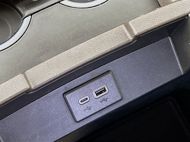 2023 GMC Yukon XL SLT - Photo 37