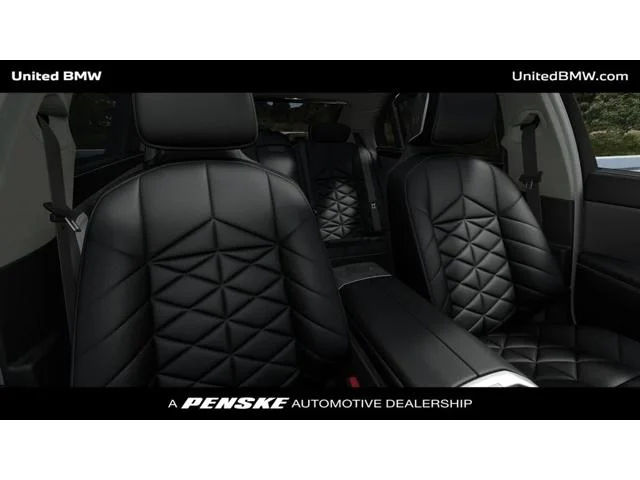 New 2027 Black Sapphire Metallic BMW 740 image 11