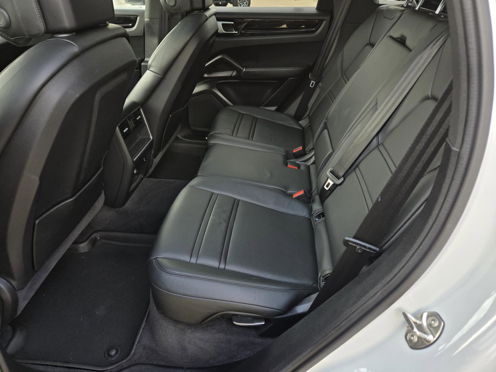 Used 2020 White Porsche Base image 21