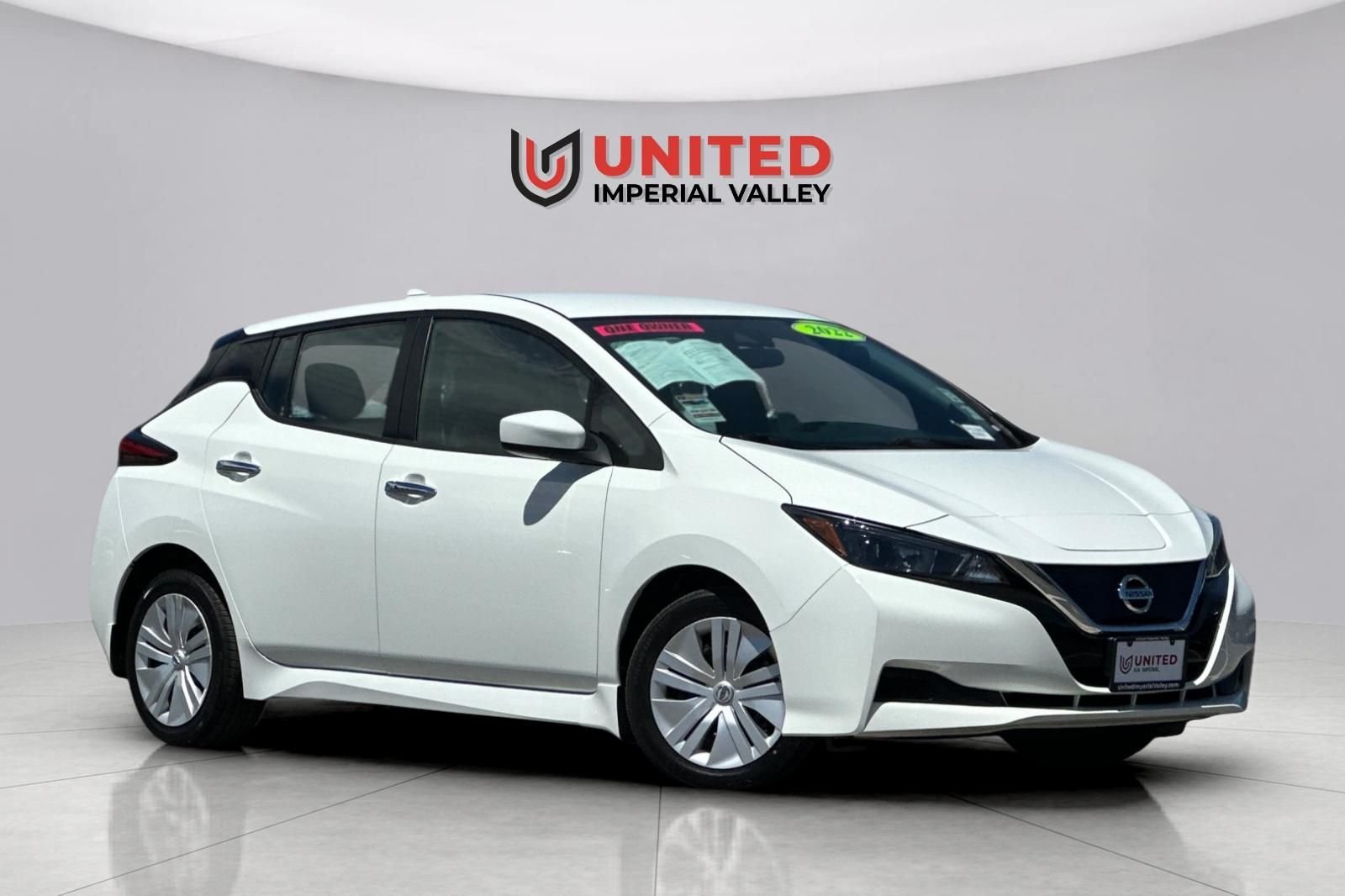 Used 2022 Nissan LEAF S with VIN 1N4AZ1BV7NC560571 for sale in Imperial, CA