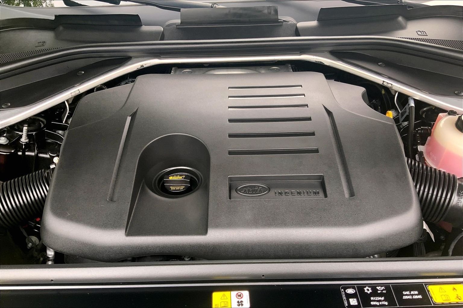 Certified Used 2024 Santorini Black Metallic Land Rover SE image 29