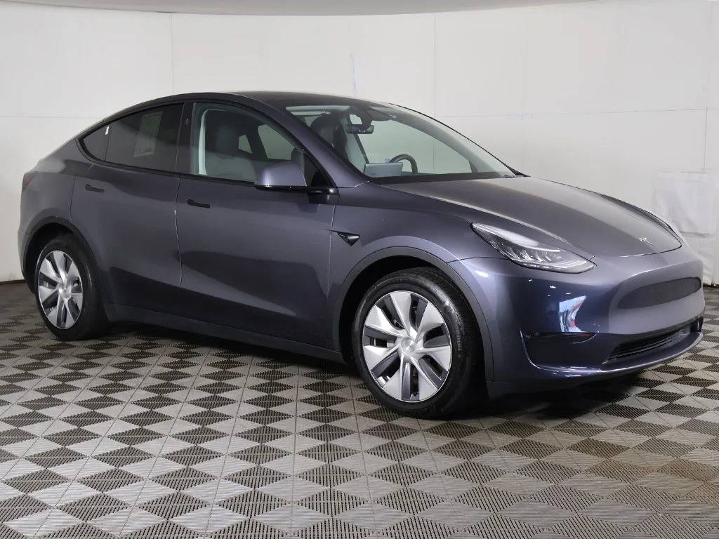 Used 2023 Tesla Model Y Long Range with VIN 7SAYGDEE7PA158597 for sale in Bedford, OH