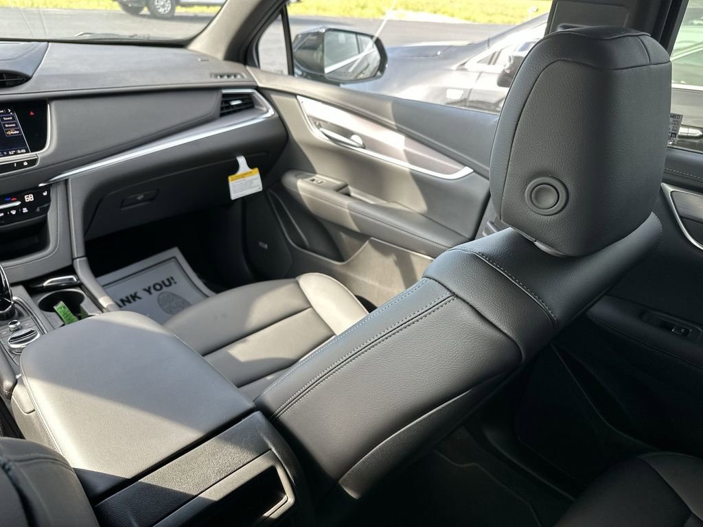 2026 Cadillac XT5 Luxury - Photo 11